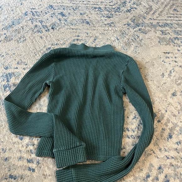 NWOT Aerie Blizzard Waffle Mockneck T-Shirt SMALL - Picture 4 of 5
